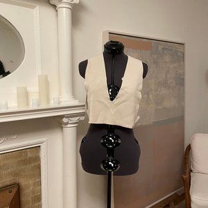 Gague81 Crop Top with Deep V